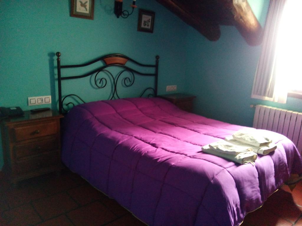 Hostal Venta Liara Allepuz ภายนอก รูปภาพ