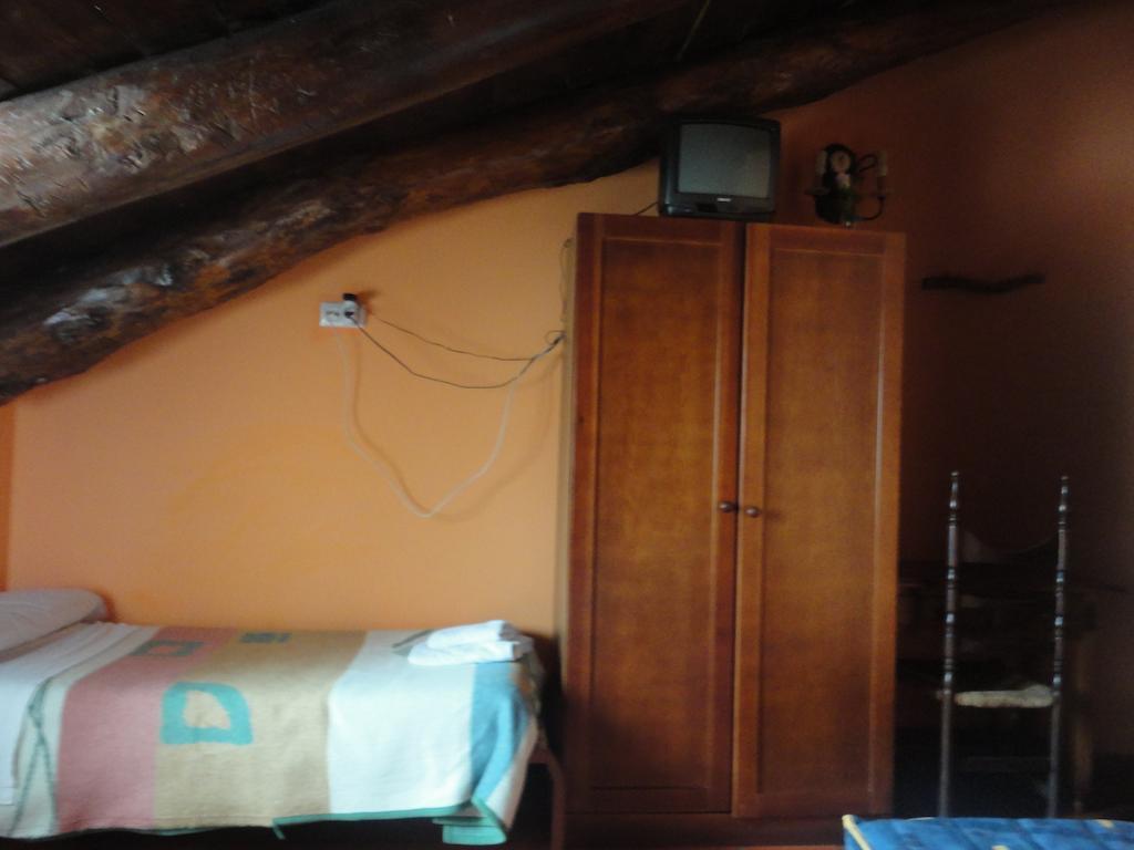 Hostal Venta Liara Allepuz ห้อง รูปภาพ