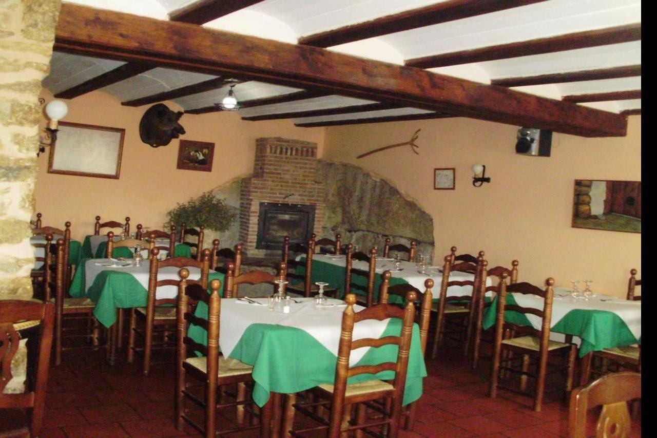 Hostal Venta Liara Allepuz ภายนอก รูปภาพ